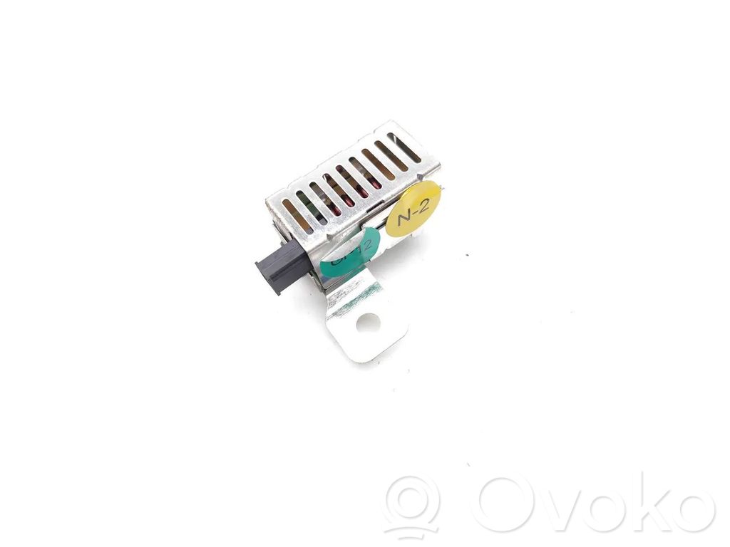 MG MG4 ev Pystyantennin suodatin 