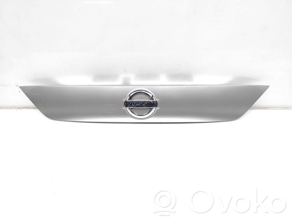 Nissan Qashqai Barra luminosa targa del portellone del bagagliaio