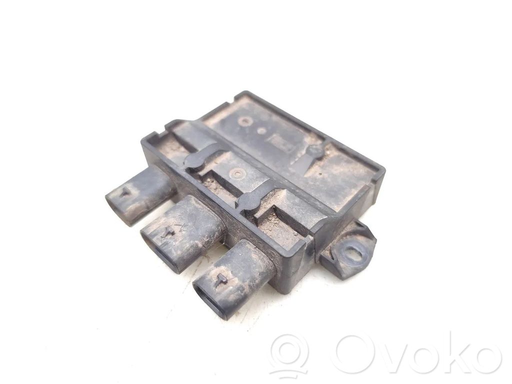 Ford Kuga III Trunk lid opening control unit 