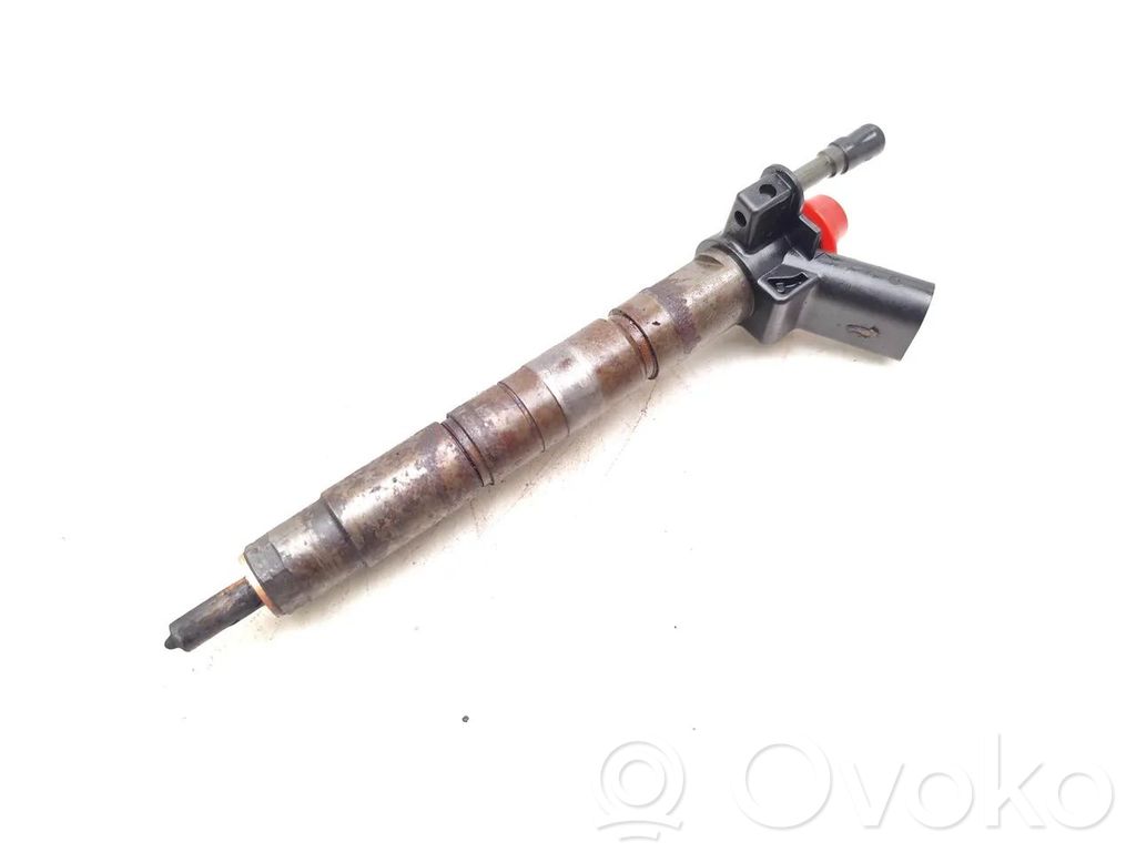 Injecteur de carburant   7797877,0445116001
