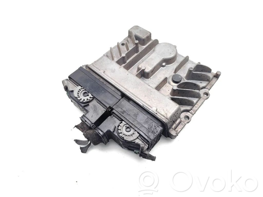 Opel Astra J Engine control unit/module 