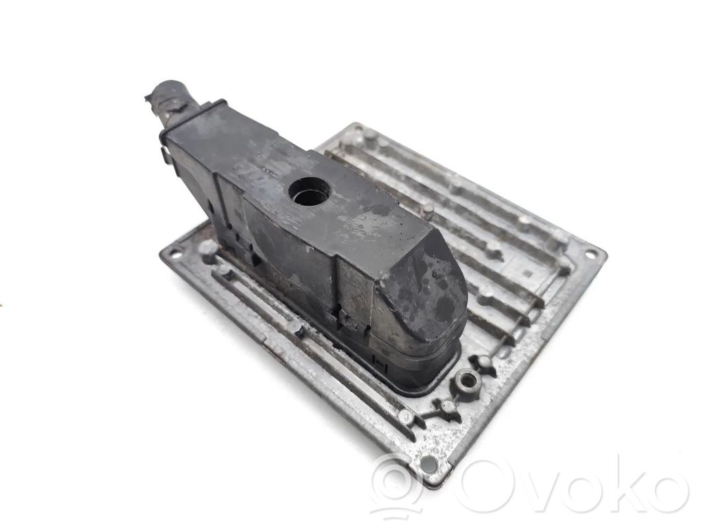 Engine control unit/module   5M5112A650ZB,S118934104B