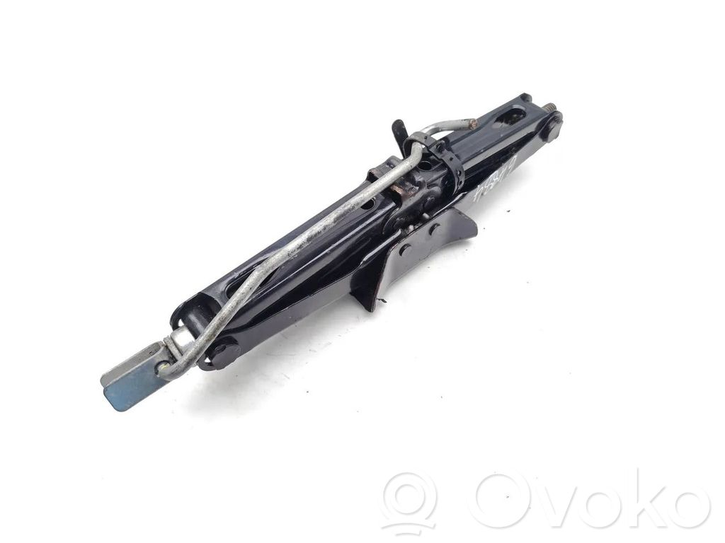 Dacia Sandero Lift Jack 