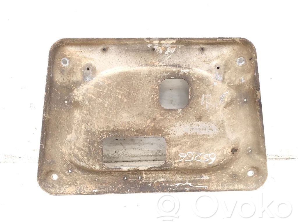 BMW X3 E83 Engine splash shield/under tray 