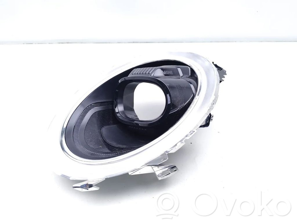 Headlight part