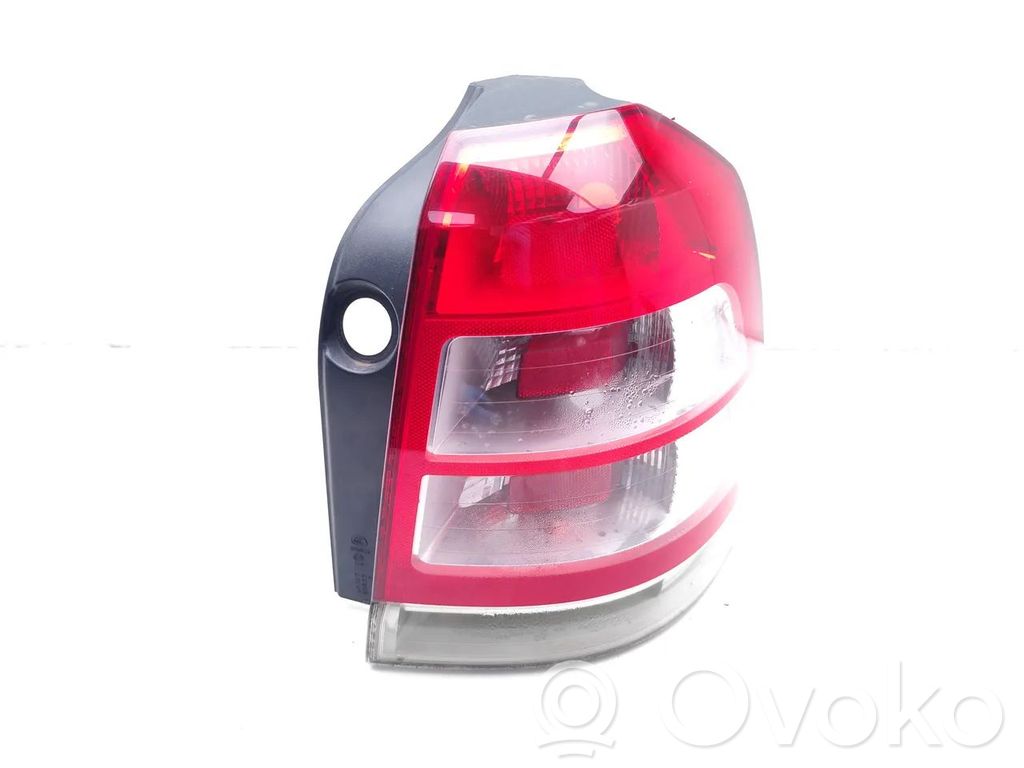 Opel Zafira B Lampa tylna 