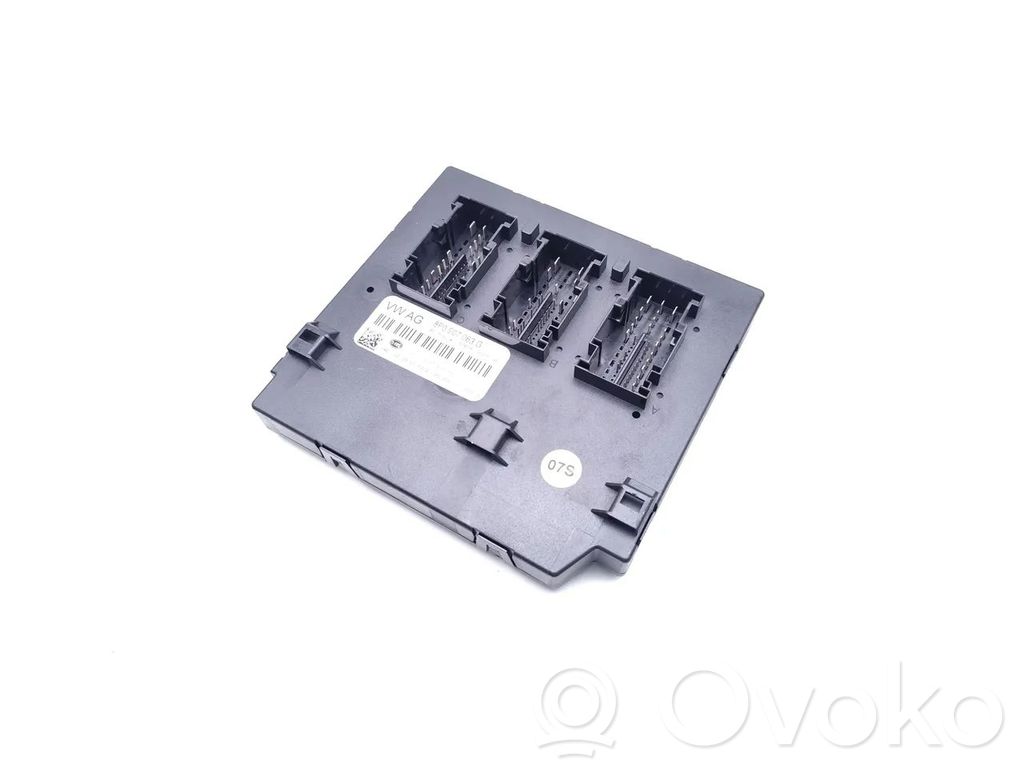 Audi A3 S3 8P Central body control module 