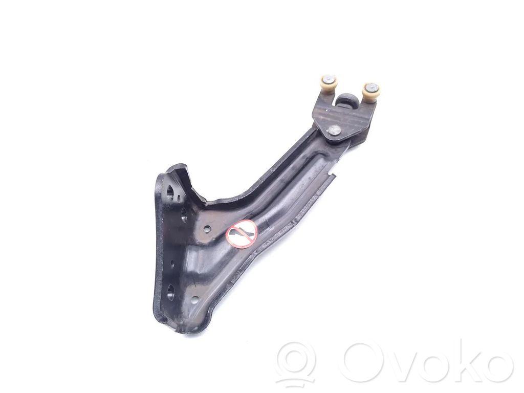 Opel Vivaro Sliding door lower roller guide/hinge 