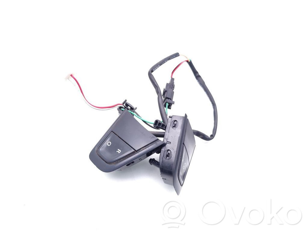 Nissan NV400 Tasten Schalter Multifunktionslenkrad