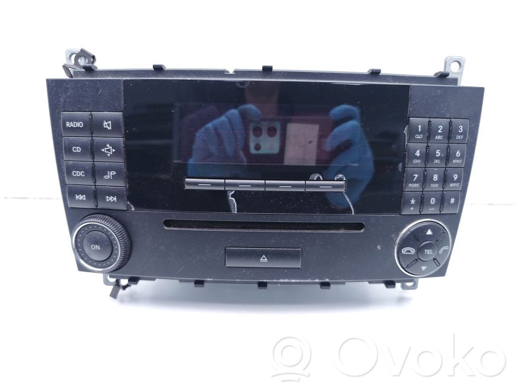 Mercedes-Benz C W203 Unitate principală radio/CD/DVD/GPS