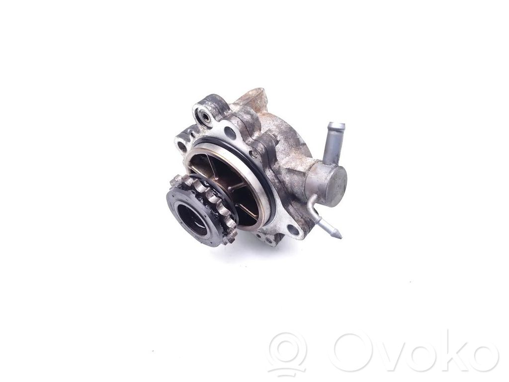 Vacuum pump   R2AA18G00