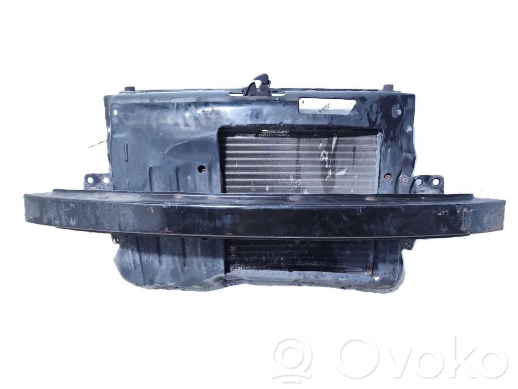 Volkswagen Fox Radiatorių panelė 
