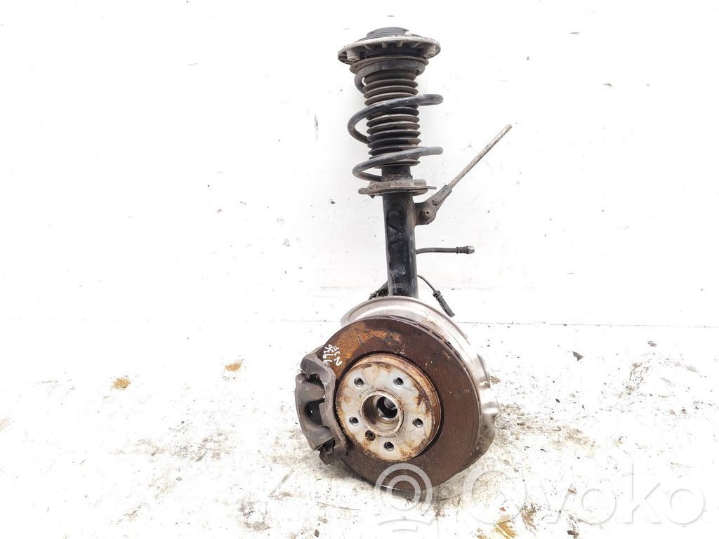 Front wheel hub spindle knuckle