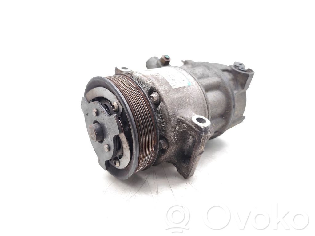 Volkswagen Golf VI Compressore aria condizionata (A/C) (pompa)