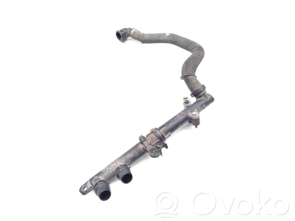 Opel Combo E Tuyau de liquide de refroidissement moteur 