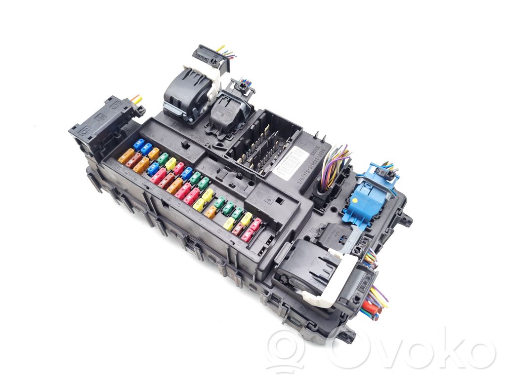 Ford Mondeo MK V Sulakemoduuli 