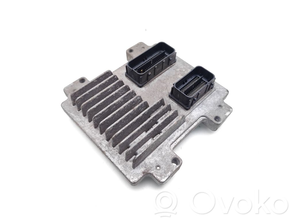 Opel Meriva B Unidad de control/módulo del motor 