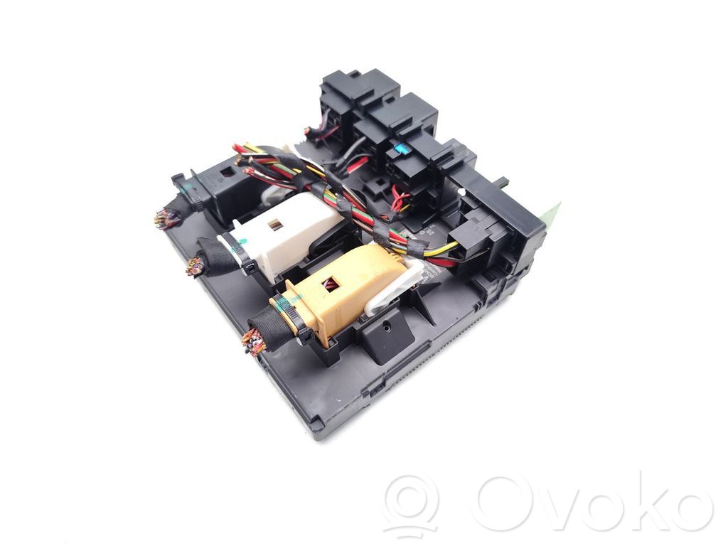 Volkswagen PASSAT CC Modul de control caroserie central