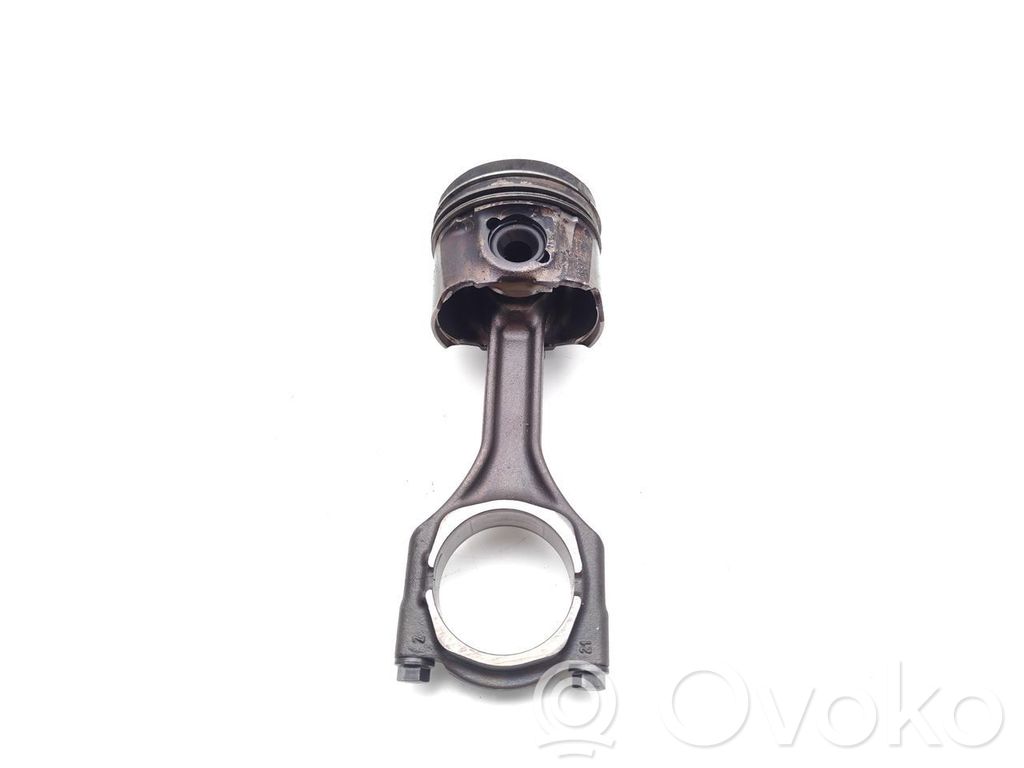 Piston cu bielă   B16DTL