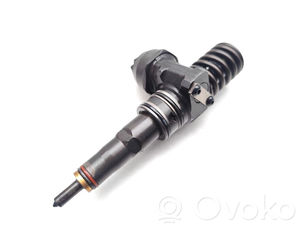 Skoda Fabia Mk2 (5J) Injector combustibil 