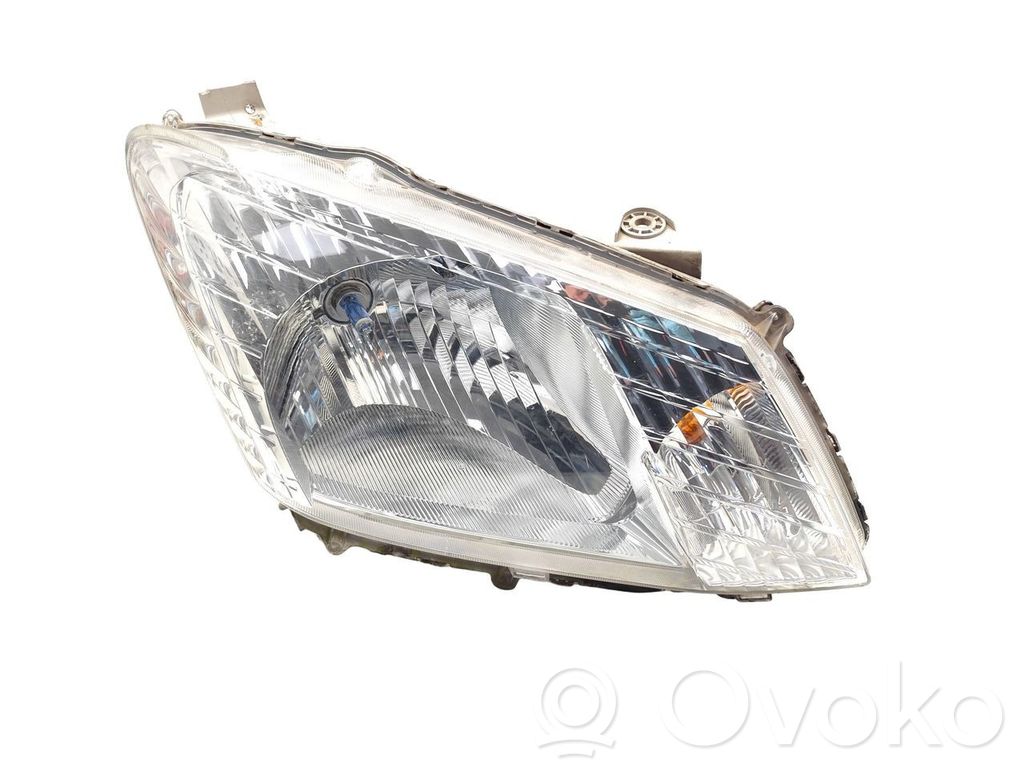 Isuzu D-Max Phare frontale 