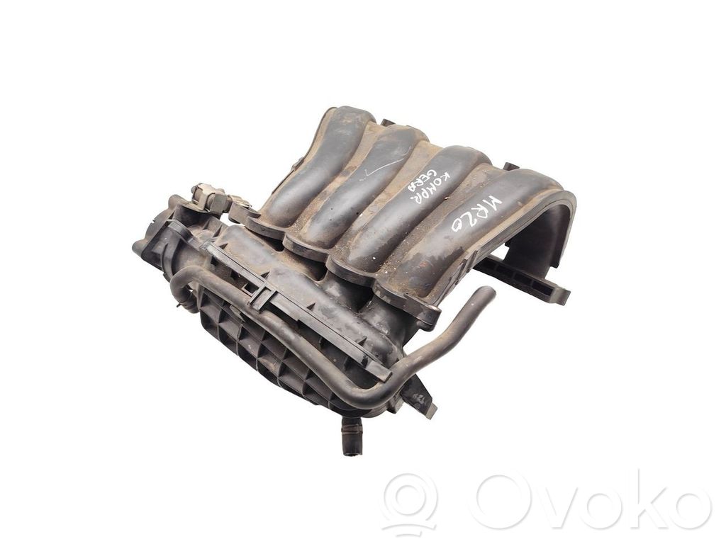 Nissan Qashqai Ansaugbrücke Ansaugkrümmer