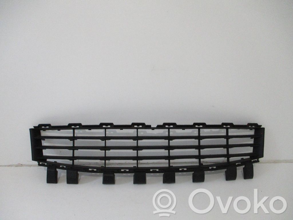Renault Megane II Front bumper upper radiator grill 