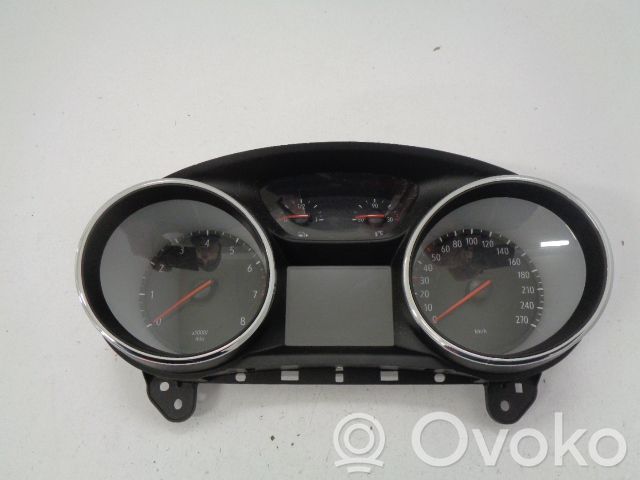 Opel Astra K Nopeusmittari (mittaristo) 