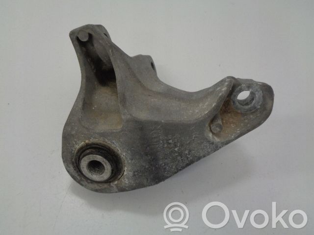 Ford Edge I Gearbox mounting bracket 