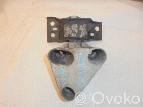 Renault Clio III Engine mount bracket 