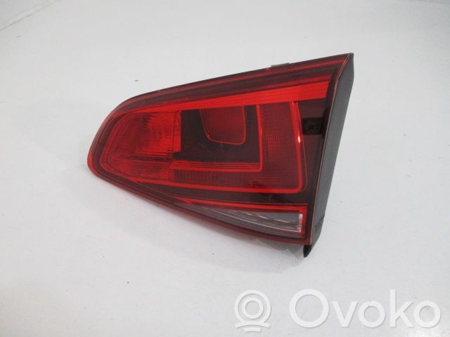 Volkswagen Golf VII Lampy tylnej klapy bagażnika 