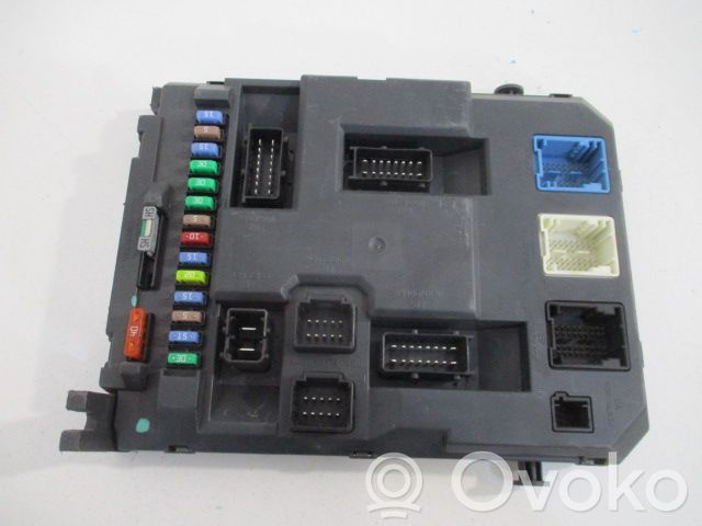 Peugeot 207 SAM control unit 