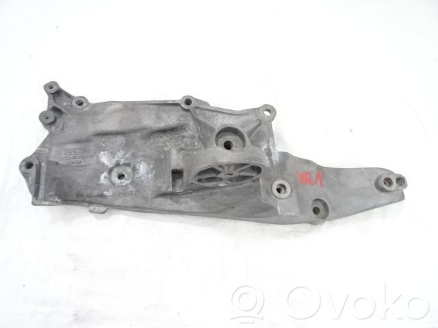 Ford Kuga II Generator/alternator bracket 
