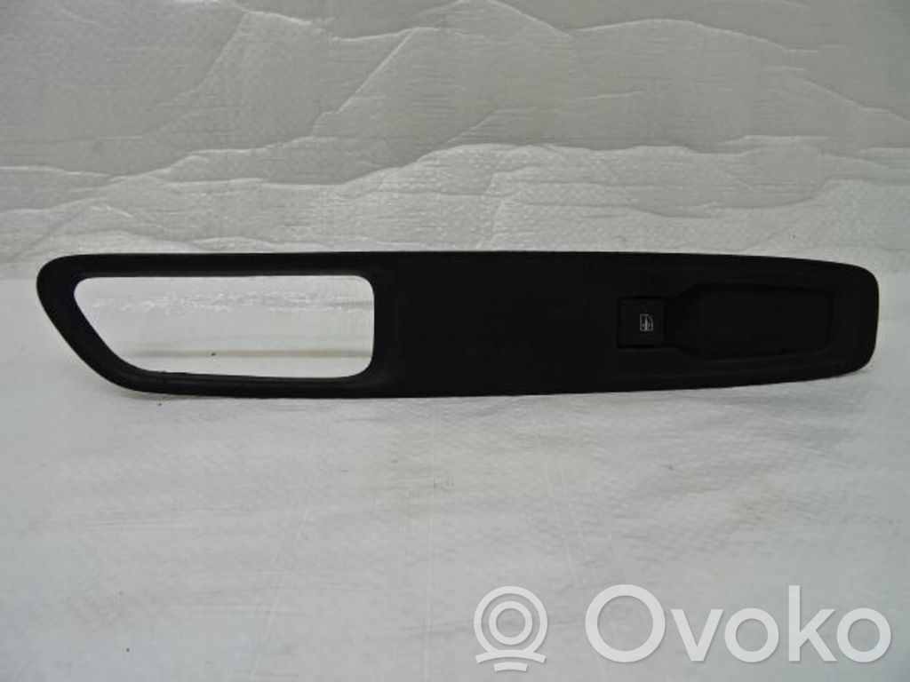 Renault Captur Schalter el. Fensterheber 
