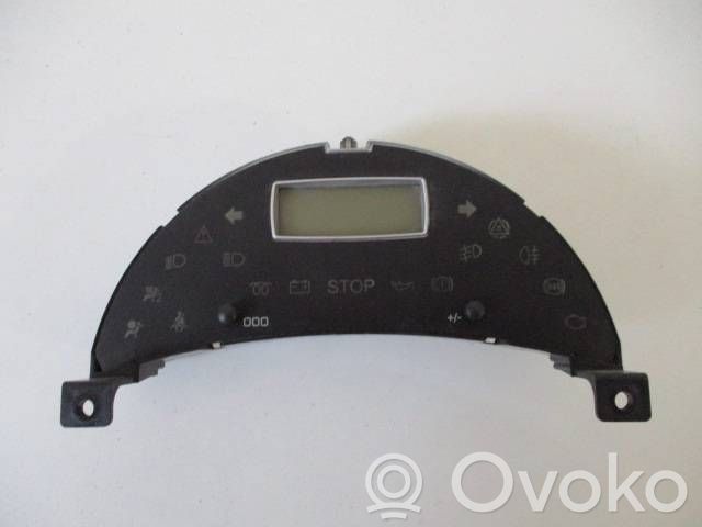 Peugeot 807 Screen/display/small screen 