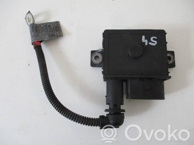 BMW 5 E60 E61 Glow plug pre-heat relay 