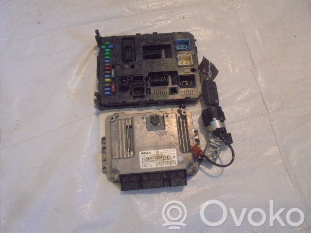 Peugeot 308 Engine ECU kit and lock set 