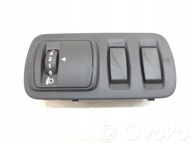 Renault Kadjar Headlight level height control switch 