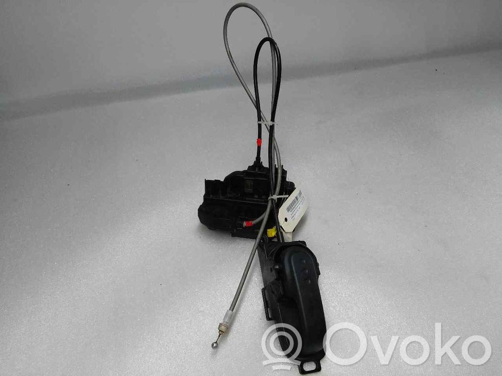 Nissan Note (E11) Etuoven lukko 