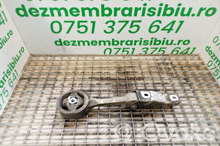 Engine mount bracket