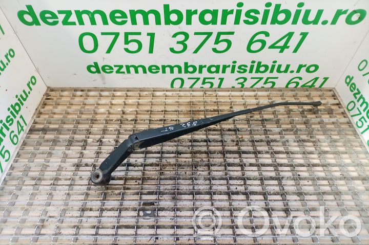 Honda Jazz Front wiper blade arm 
