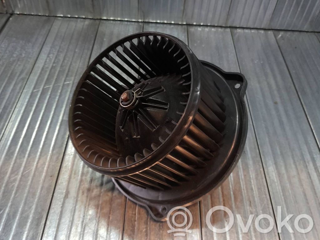 Mazda MPV Lämmittimen puhallin 