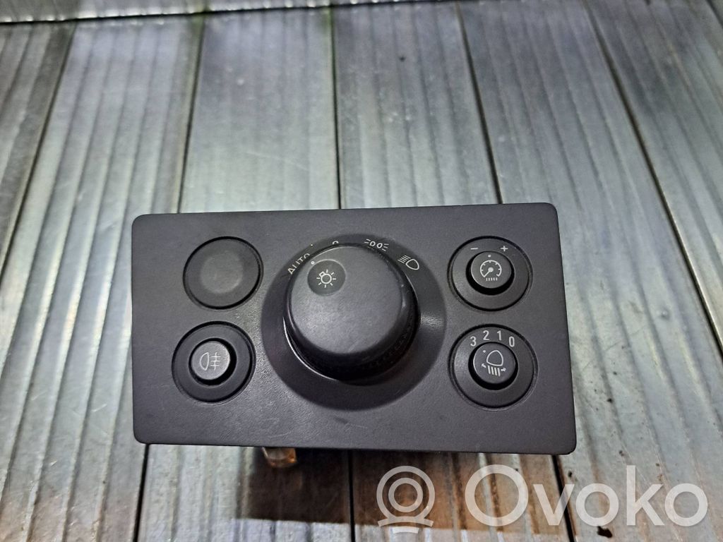 Interruptor de luz   13205867,0320,1116,LK04060120