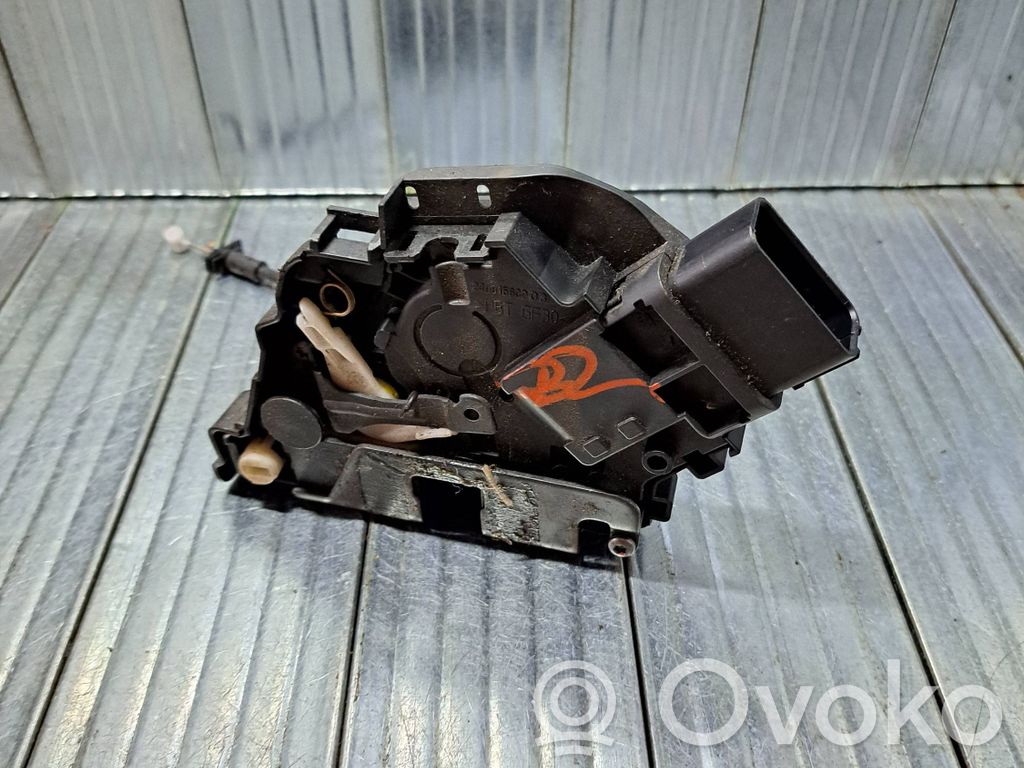 Ford Mondeo Mk III Rear door lock 