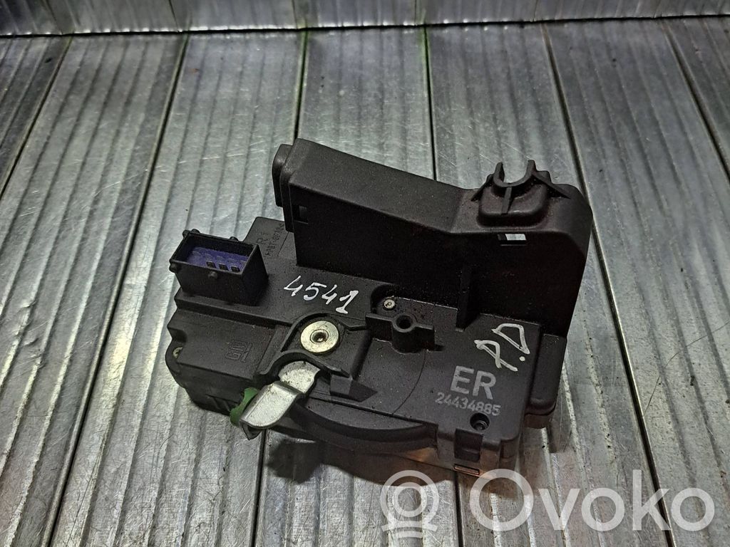 Opel Corsa C Priekinė durų spyna 