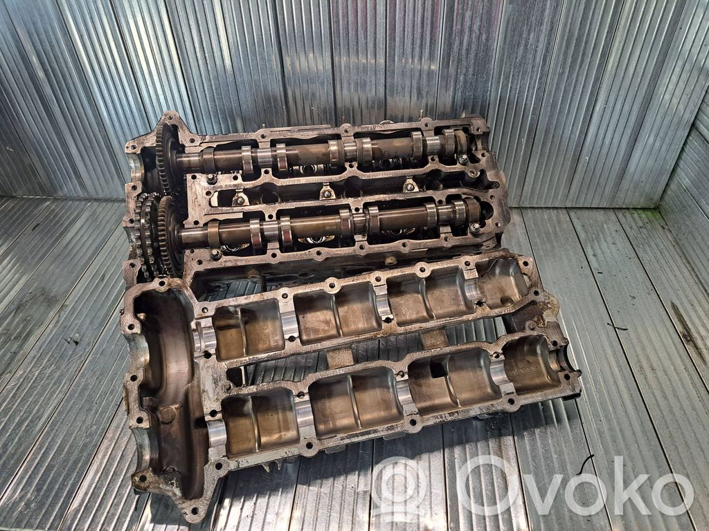 Mercedes-Benz R W251 Culata del motor 