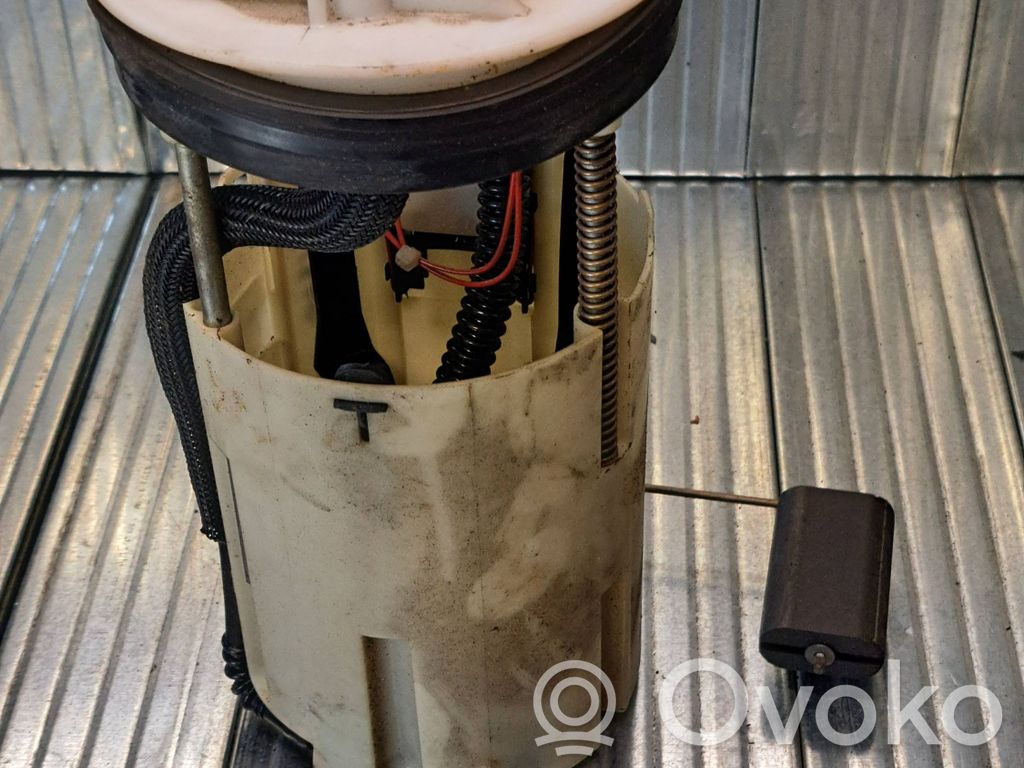 Nissan Almera N16 Sensor de nivel de combustible 