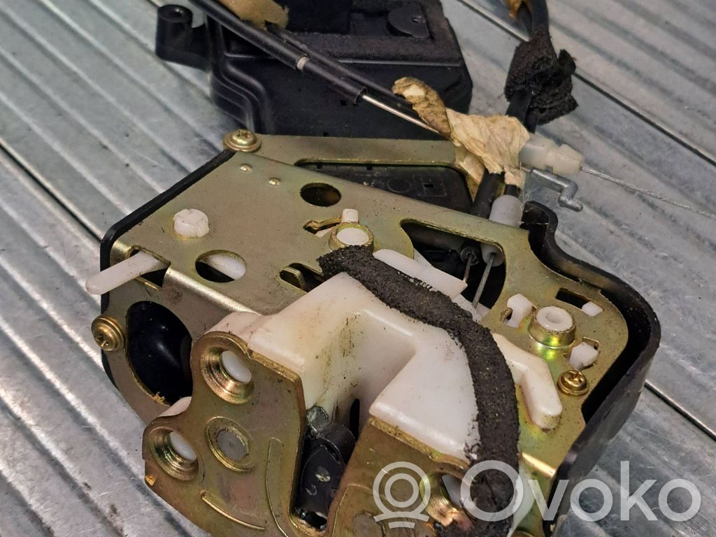 Galinių durų spyna   P3M71A26A26DF,DE9072E