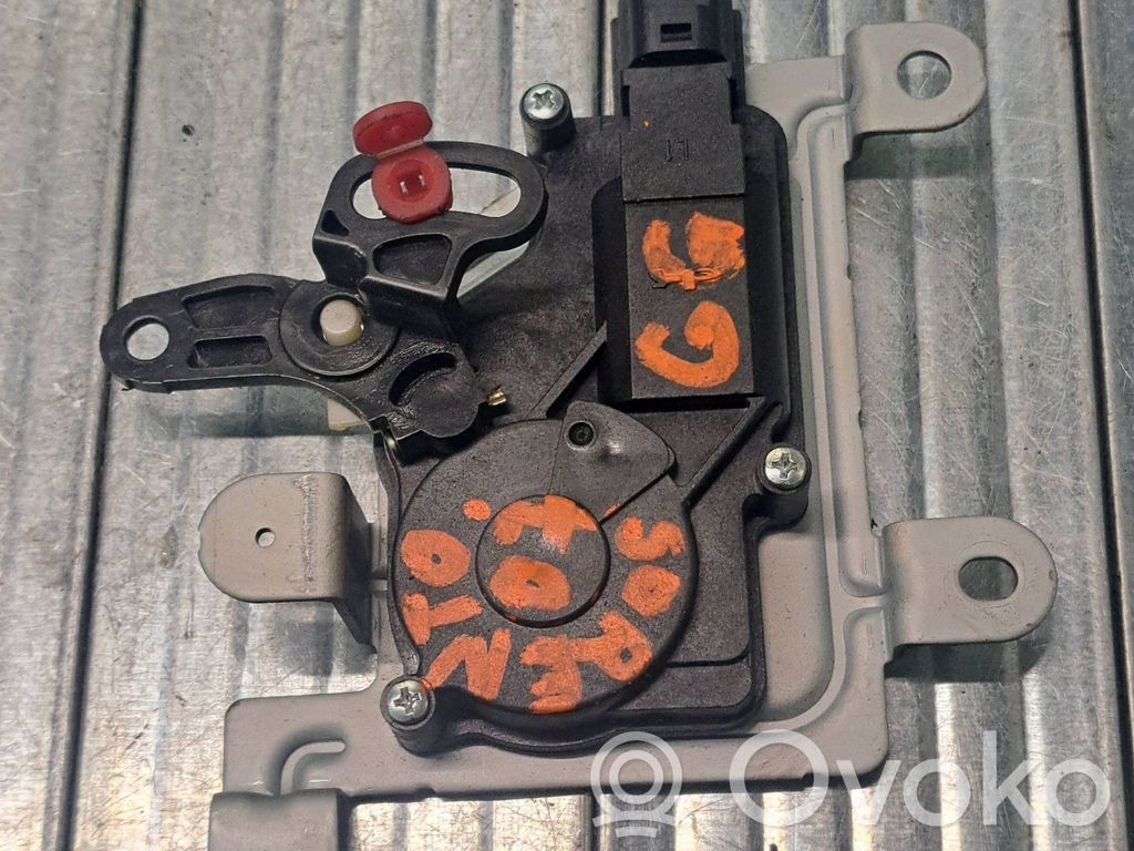KIA Sorento Spynos varikliukas galinio dangčio 