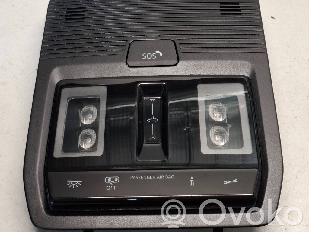 Volkswagen Golf VIII Światło fotela przedniego 